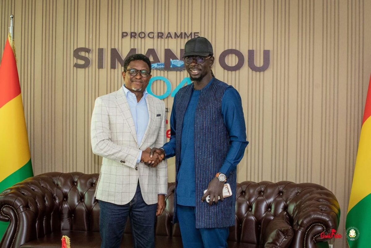 𝐋𝐀 𝐂𝐎𝐌𝐌𝐈𝐒𝐒𝐈𝐎𝐍 𝐃’𝐎𝐑𝐆𝐀𝐍𝐈𝐒𝐀𝐓𝐈𝐎𝐍 𝐃𝐄 𝐋𝐀 𝐏𝐑𝐄𝐌𝐈𝐄̀𝐑𝐄 𝐁𝐈𝐄𝐆𝐔𝐈𝐏 𝐑𝐄𝐂̧𝐔𝐄 𝐏𝐀𝐑 𝐋𝐄 𝐌𝐈𝐍𝐈𝐒𝐓𝐑𝐄 𝐃𝐄 𝐋’𝐄𝐍𝐒𝐄𝐈𝐆𝐍𝐄𝐌𝐄𝐍𝐓 𝐒𝐔𝐏𝐄́𝐑𝐈𝐄𝐔𝐑