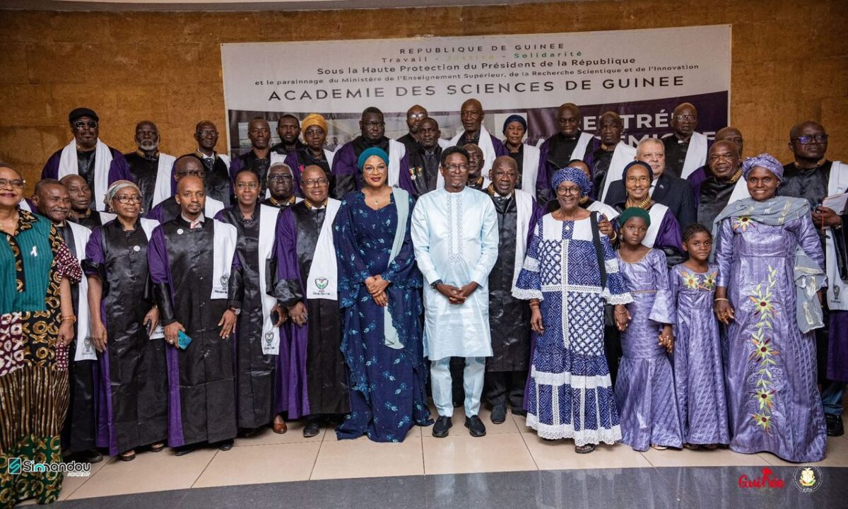 𝐋’𝐀𝐂𝐀𝐃𝐄́𝐌𝐈𝐄 𝐃𝐄𝐒 𝐒𝐂𝐈𝐄𝐍𝐂𝐄𝐒 𝐎𝐔𝐕𝐑𝐄 𝐒𝐀 𝐑𝐄𝐍𝐓𝐑𝐄́𝐄 𝟐𝟎𝟐𝟓-𝟐𝟎𝟐𝟔 𝐒𝐎𝐔𝐒 𝐋𝐄 𝐒𝐂𝐄𝐀𝐔 𝐃𝐔 𝐒𝐀𝐕𝐎𝐈𝐑 𝐄𝐓 𝐃𝐄 𝐋’𝐈𝐍𝐂𝐋𝐔𝐒𝐈𝐎𝐍