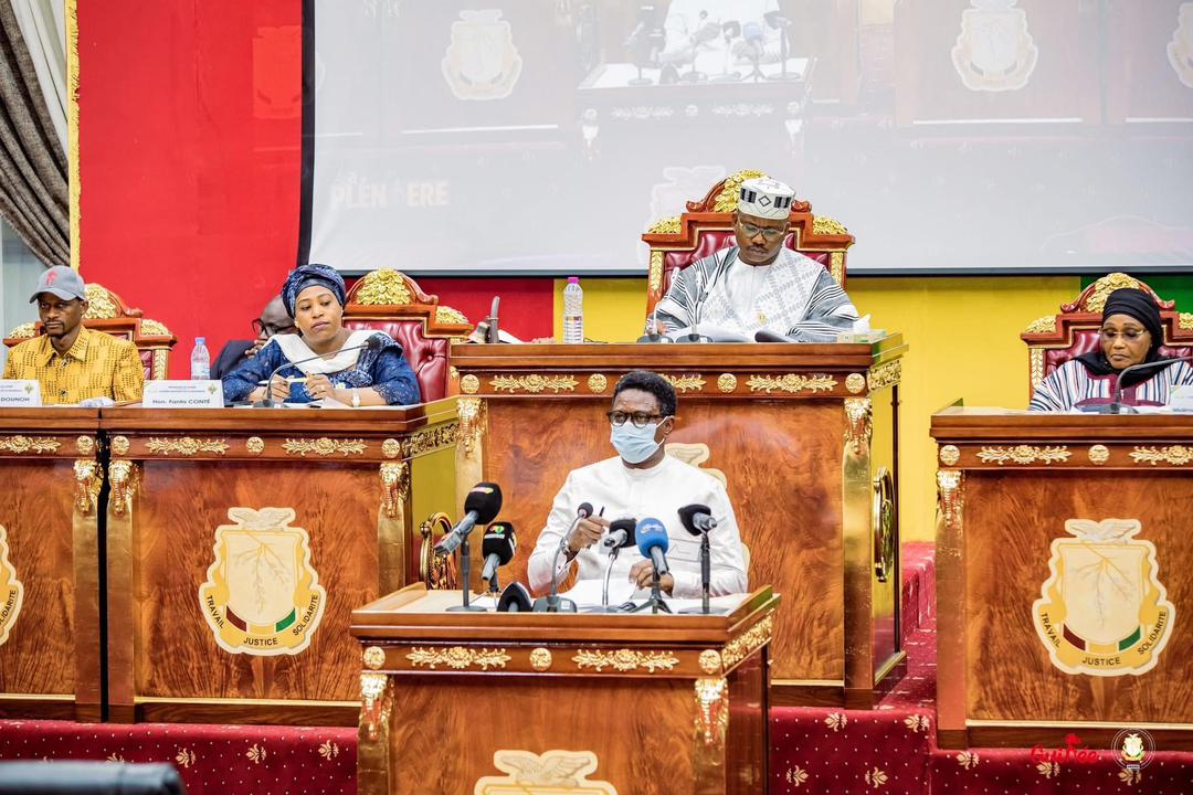 𝐋𝐄 𝐂𝐍𝐓 𝐀𝐃𝐎𝐏𝐓𝐄 𝐋𝐀 𝐋𝐎𝐈 𝐃’𝐎𝐑𝐈𝐄𝐍𝐓𝐀𝐓𝐈𝐎𝐍 𝐃𝐄 𝐋𝐀 𝐑𝐄𝐂𝐇𝐄𝐑𝐂𝐇𝐄 𝐄𝐓 𝐃𝐄 𝐋’𝐈𝐍𝐍𝐎𝐕𝐀𝐓𝐈𝐎𝐍 : 𝐋𝐄 𝐌𝐈𝐍𝐈𝐒𝐓𝐑𝐄 𝐀𝐋𝐏𝐇𝐀 𝐁𝐀𝐂𝐀𝐑 𝐁𝐀𝐑𝐑𝐘 𝐅𝐄́𝐋𝐈𝐂𝐈𝐓𝐄́ 𝐏𝐀𝐑 𝐋𝐄 𝐏𝐑𝐄́𝐒𝐈𝐃𝐄𝐍𝐓 𝐃𝐔 𝐂𝐍𝐓 𝐃𝐑 𝐃𝐀𝐍𝐒𝐀 𝐊𝐎𝐔𝐑𝐎𝐔𝐌𝐀