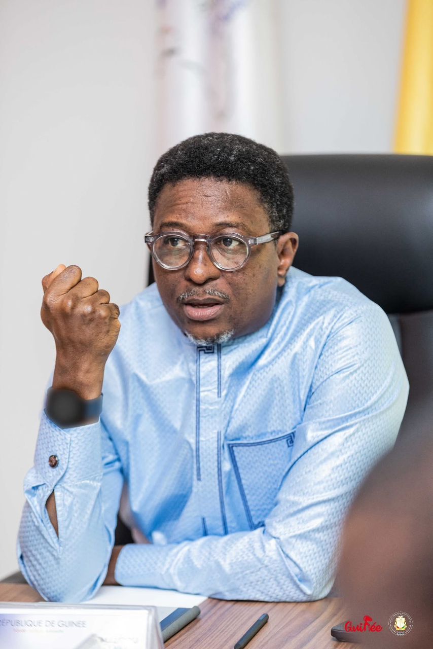 𝐄𝐍𝐒𝐄𝐈𝐆𝐍𝐄𝐌𝐄𝐍𝐓 𝐒𝐔𝐏𝐄́𝐑𝐈𝐄𝐔𝐑 : 𝐋𝐄 𝐌𝐈𝐍𝐈𝐒𝐓𝐑𝐄 𝐀𝐋𝐏𝐇𝐀 𝐁𝐀𝐂𝐀𝐑 𝐁𝐀𝐑𝐑𝐘 𝐒𝐎𝐔𝐇𝐀𝐈𝐓𝐄 𝐔𝐍𝐄 𝐍𝐎𝐔𝐕𝐄𝐋𝐋𝐄 𝐂𝐀𝐃𝐄𝐍𝐂𝐄 𝐃𝐄 𝐋𝐈𝐕𝐑𝐀𝐈𝐒𝐎𝐍𝐒 𝐃𝐄𝐒 𝐏𝐑𝐎𝐉𝐄𝐓𝐒