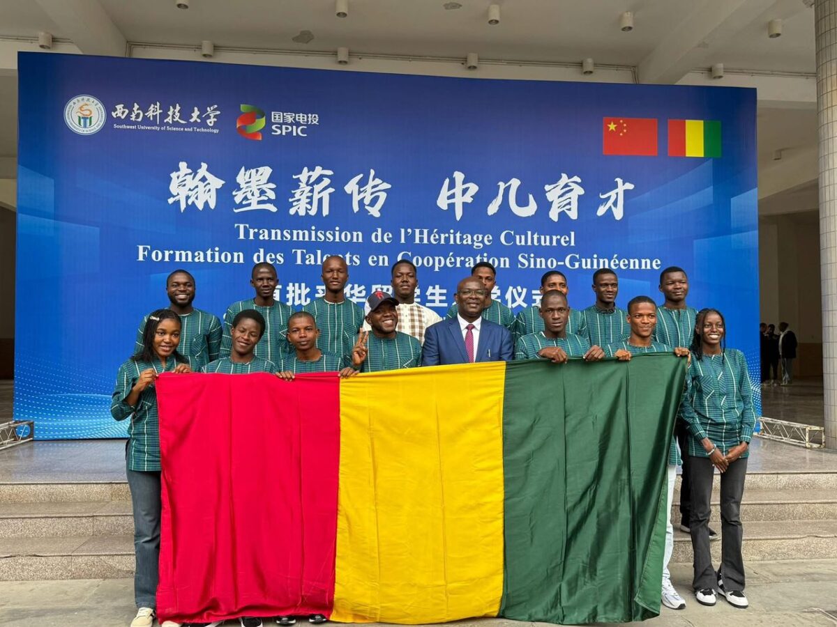 𝐌𝐄𝐒𝐑𝐒𝐈 – 𝐂𝐏𝐆𝐄 : 𝐋𝐀 𝐒𝐎𝐔𝐓𝐇𝐖𝐄𝐒𝐓 𝐔𝐍𝐈𝐕𝐄𝐑𝐒𝐈𝐓𝐘 𝐎𝐅 𝐒𝐂𝐈𝐄𝐍𝐂𝐄 𝐀𝐍𝐃 𝐓𝐄𝐂𝐇𝐍𝐎𝐋𝐎𝐆𝐘 𝐀𝐂𝐂𝐔𝐄𝐈𝐋𝐋𝐄 𝐋𝐄𝐒 𝐏𝐑𝐄𝐌𝐈𝐄𝐑𝐒 𝐄́𝐓𝐔𝐃𝐈𝐀𝐍𝐓𝐒 𝐆𝐔𝐈𝐍𝐄́𝐄𝐍𝐒 𝐄𝐍 𝐂𝐇𝐈𝐍𝐄