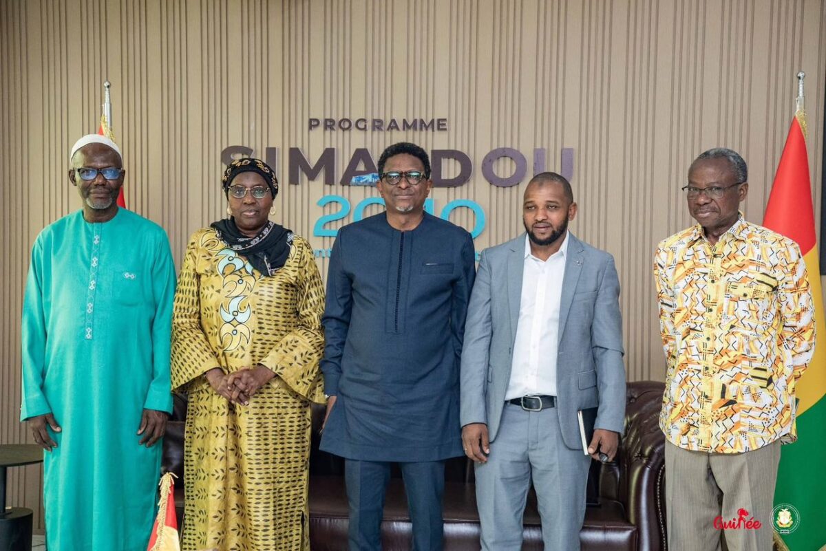 𝐄𝐍𝐒𝐄𝐈𝐆𝐍𝐄𝐌𝐄𝐍𝐓 𝐃𝐄𝐒 𝐌𝐀𝐓𝐇𝐄́𝐌𝐀𝐓𝐈𝐐𝐔𝐄𝐒 : 𝐃𝐄𝐔𝐗 𝐏𝐑𝐎𝐅𝐄𝐒𝐒𝐄𝐔𝐑𝐒 𝐀𝐅𝐑𝐈𝐂𝐀𝐈𝐍𝐒 𝐑𝐄𝐉𝐎𝐈𝐆𝐍𝐄𝐍𝐓 𝐋’𝐈𝐍𝐒𝐓𝐈𝐓𝐔𝐓 𝐎𝐔𝐄𝐒𝐓-𝐀𝐅𝐑𝐈𝐂𝐀𝐈𝐍 𝐃𝐄 𝐌𝐀𝐓𝐇𝐄́𝐌𝐀𝐓𝐈𝐐𝐔𝐄𝐒