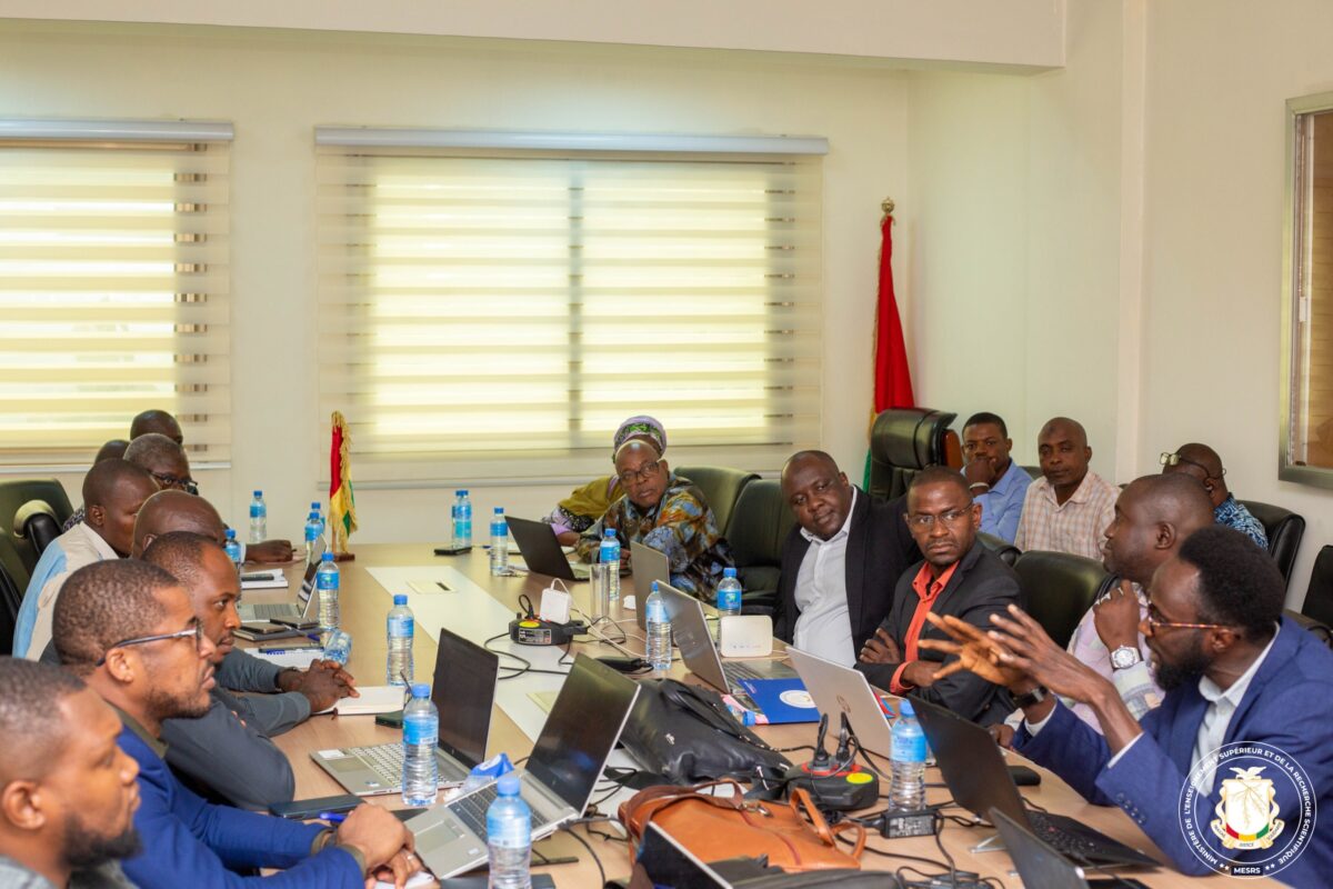 Réunion technique hebdomadaire : cap sur les orientations stratégiques pour la qualification de l’enseignement supérieur en République de Guinée
