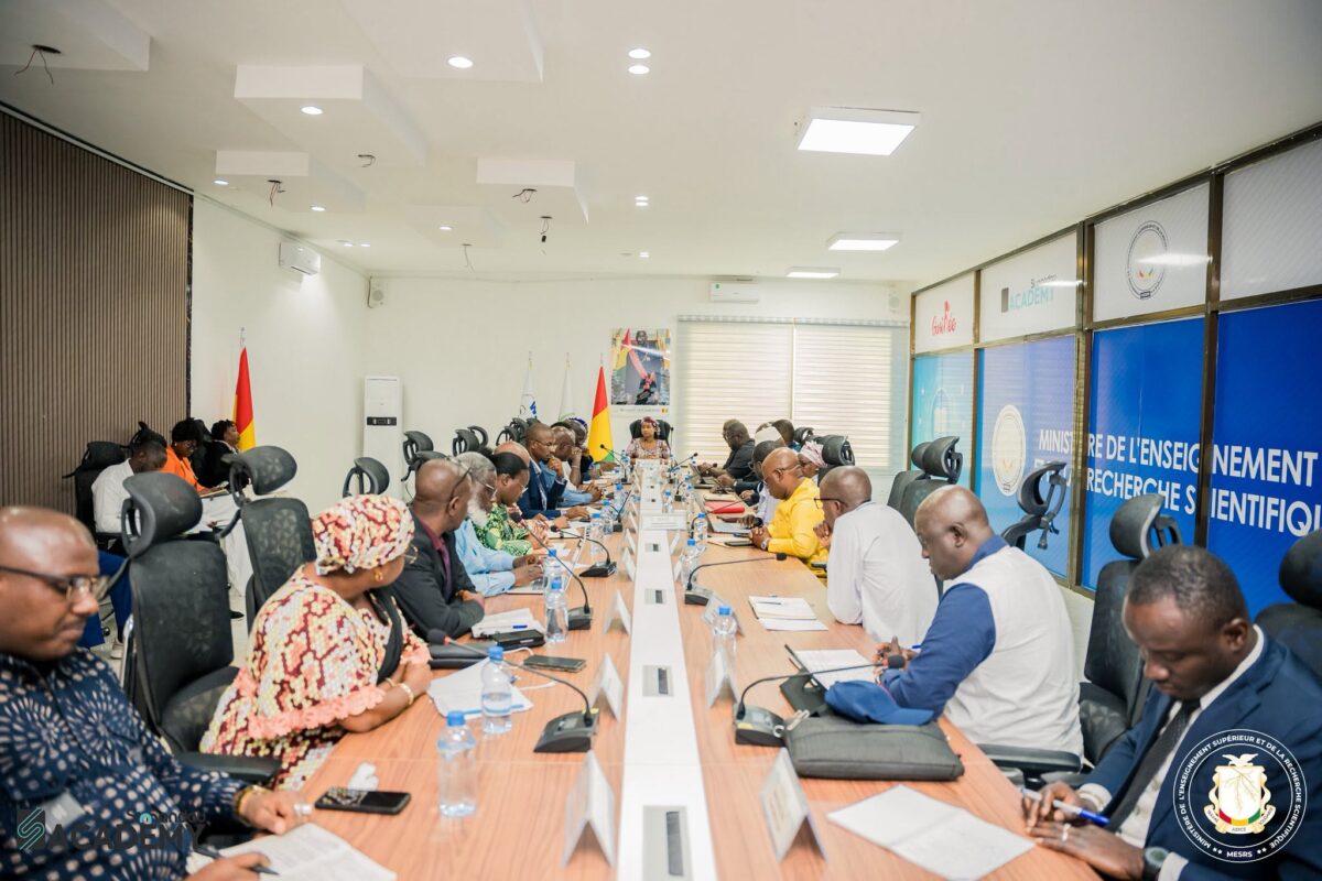 Réunion de Cabinet : des instructions fermes pour accélérer les préparatifs de la rentrée universitaire 2026-2027